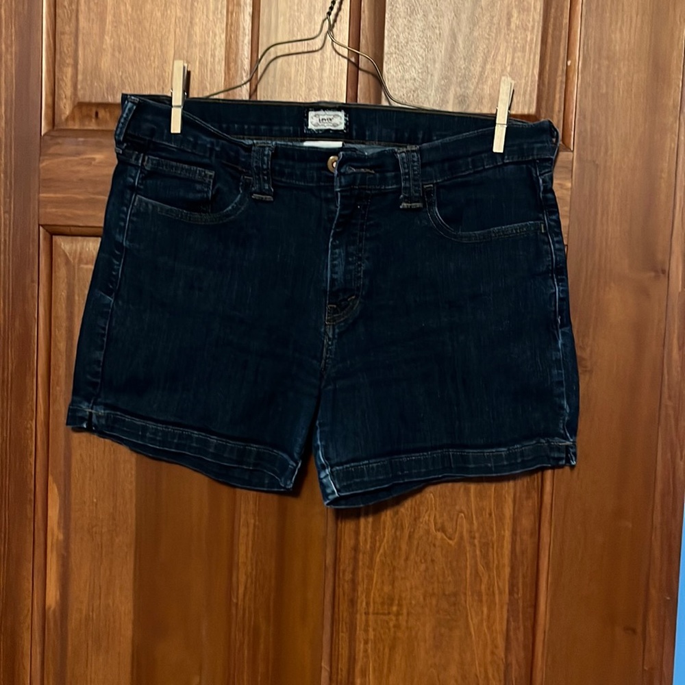 Levi’s 515 Shorts